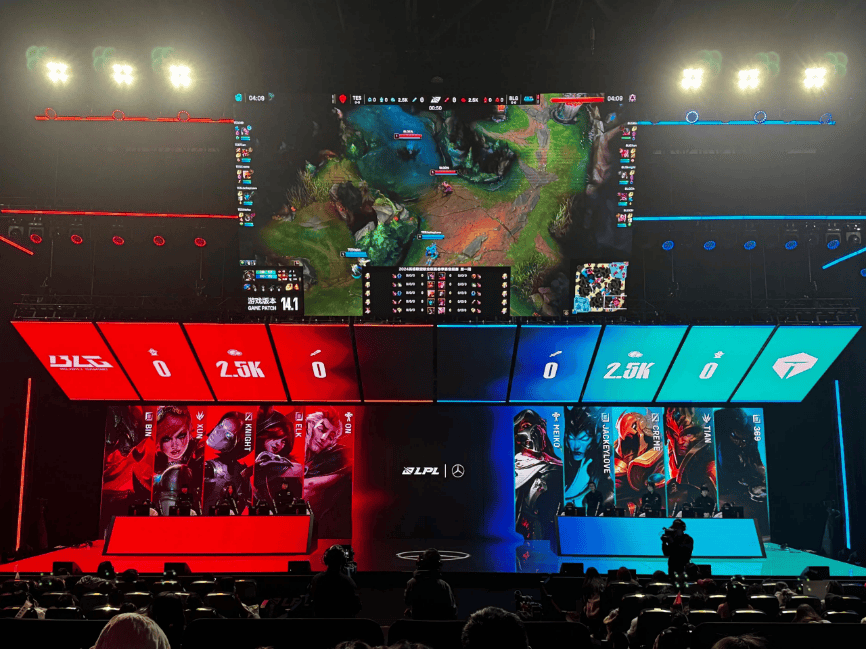 充满戏剧性 充满戏剧性